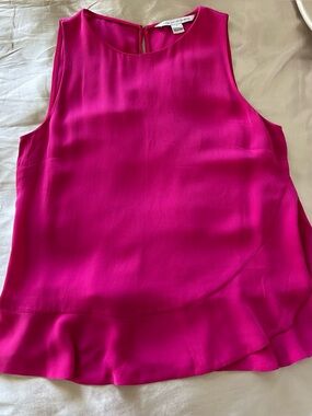 DVF Diane Von Furstenberg Fuchsia Ruffle-Hem Sleeveless Silk Top